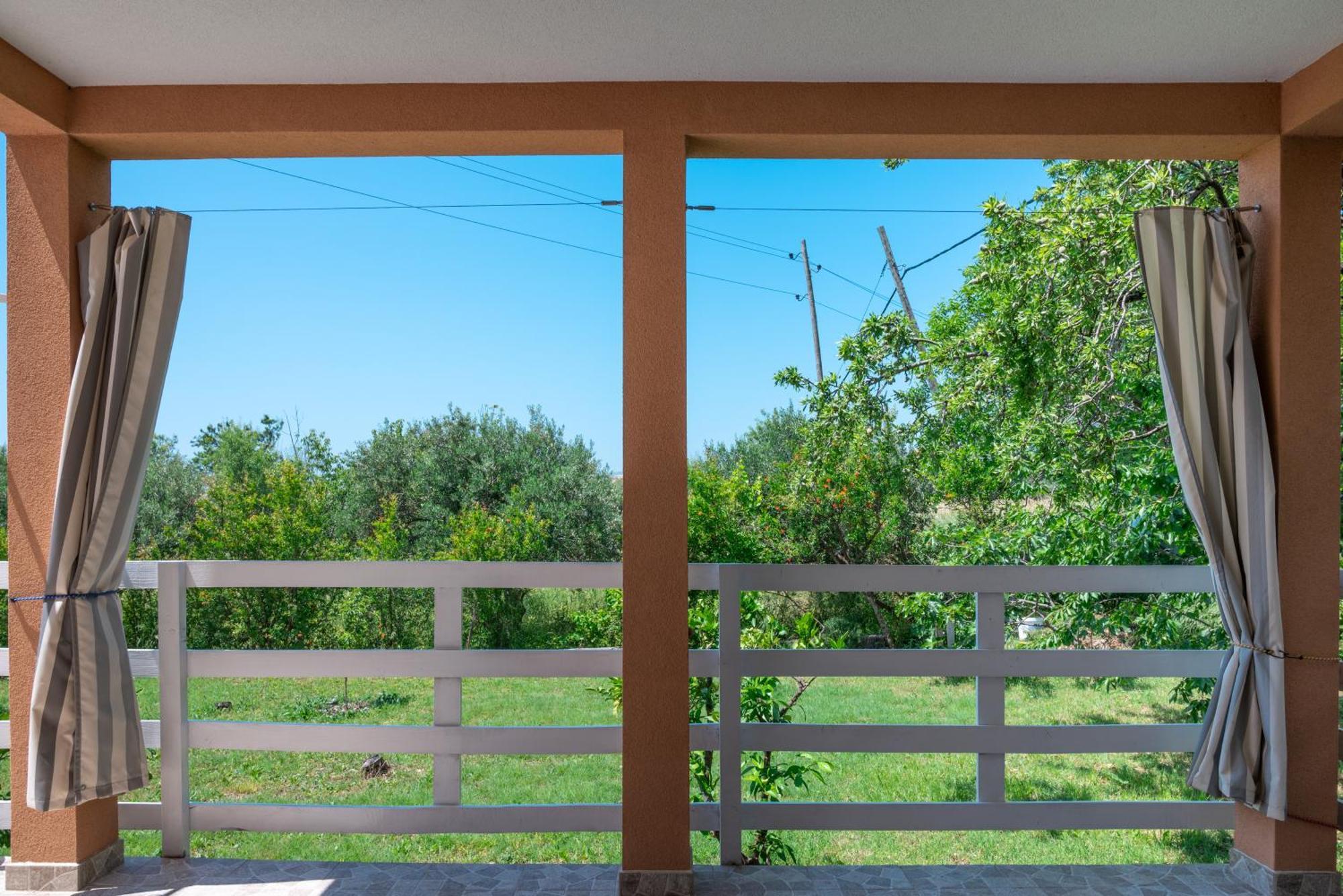 Nadalina Apartment Kaštel Stari Eksteriør billede